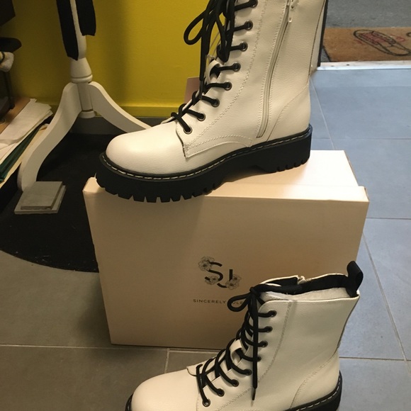 🤍Sincerely Jules White Womens Combat Booths🥾 - Picture 14 of 15